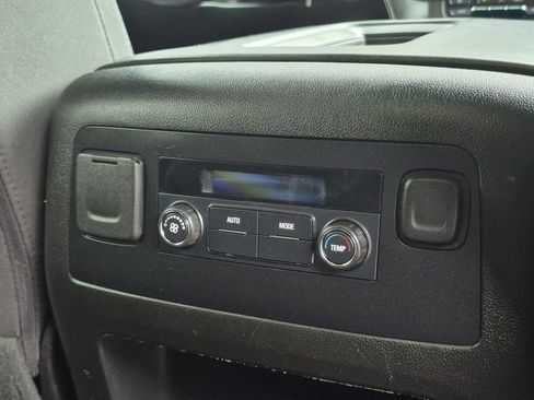 Used 2019 Chevrolet Tahoe LS RWD image 23