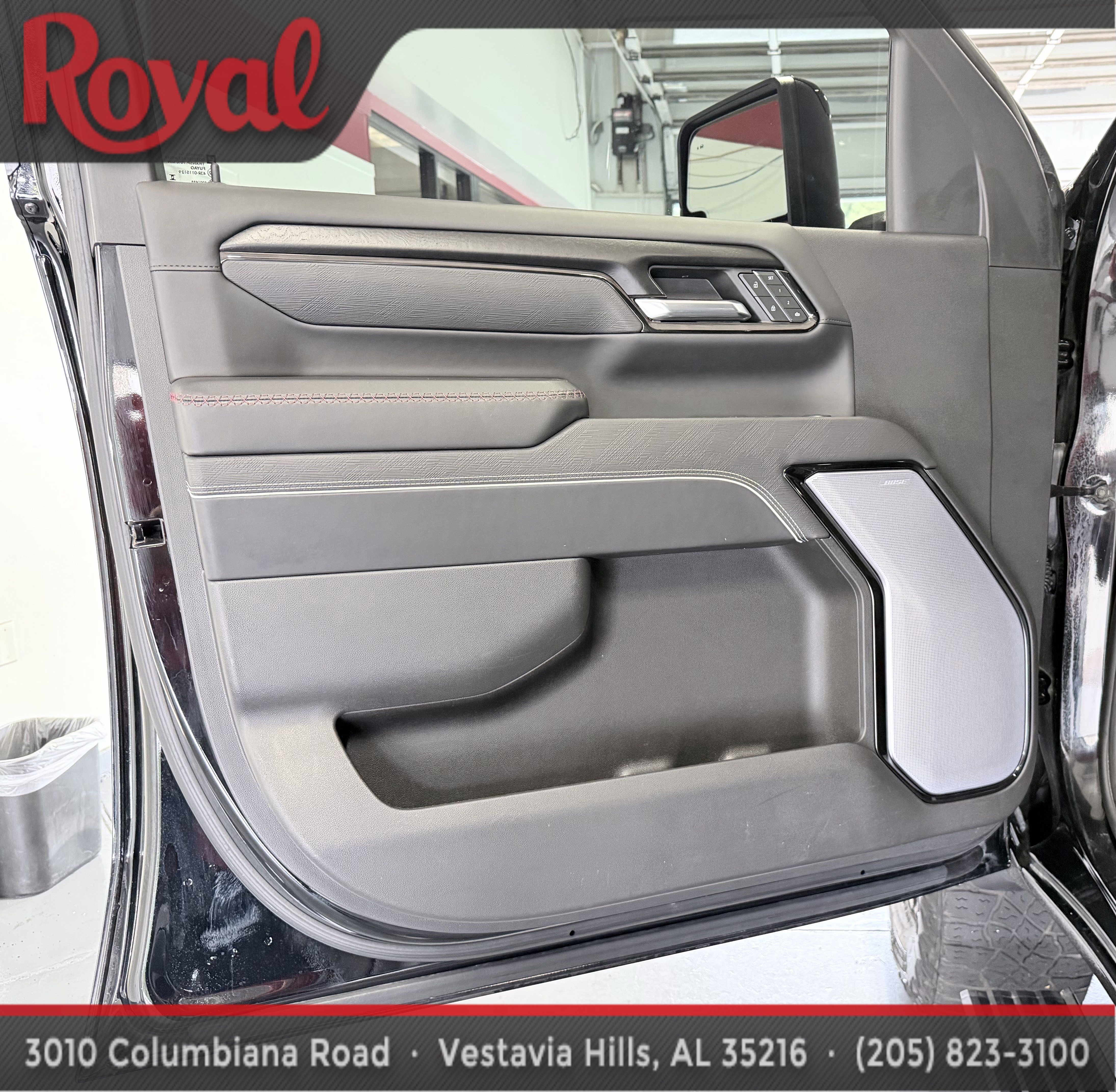 Used 2025 GMC Sierra 2500 AT4X AWD/4WD image 10