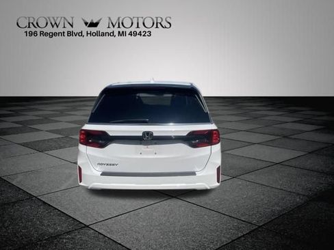 Used 2025 Honda Odyssey EX-L image 4