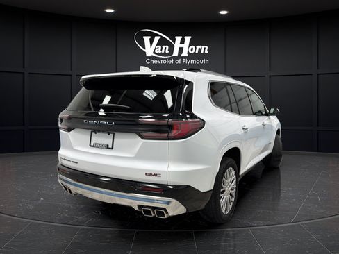 Used 2024 GMC Acadia Denali AWD/4WD image 7