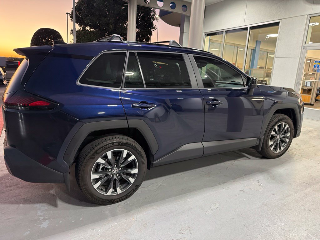Used 2026 Toyota RAV4 Limited AWD/4WD image 6