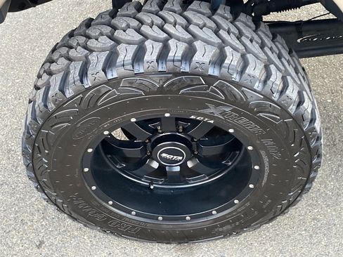 Used 2014 Ford F350 King Ranch w/ King Ranch w/Chrome Package image 40