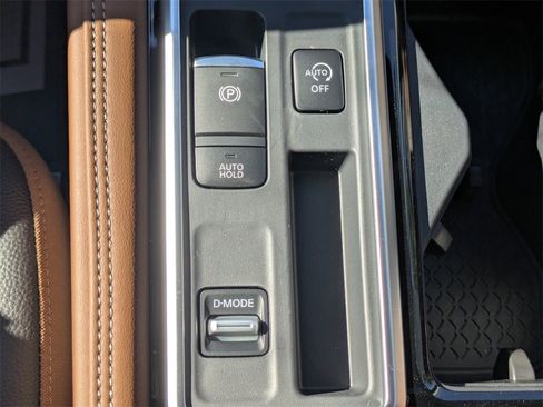 New 2025 Nissan Pathfinder Platinum w/ Cargo Package image 25