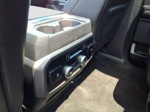 Used 2020 Ford Expedition XLT w/ Equipment Group 202A AWD/4WD image 11