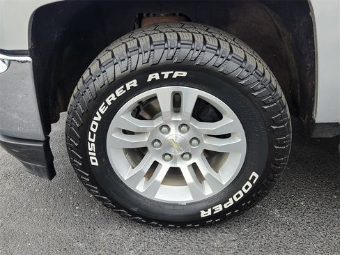 Used 2018 Chevrolet Silverado 1500 LTZ w/ Max Trailering Package image 14