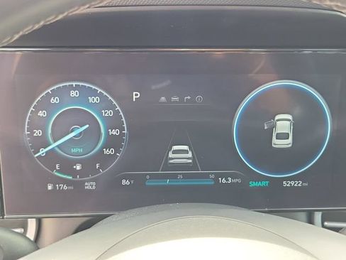 Used 2025 Hyundai Elantra Limited FWD image 27