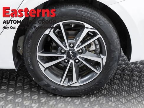 Used 2022 Kia Forte LXS image 30