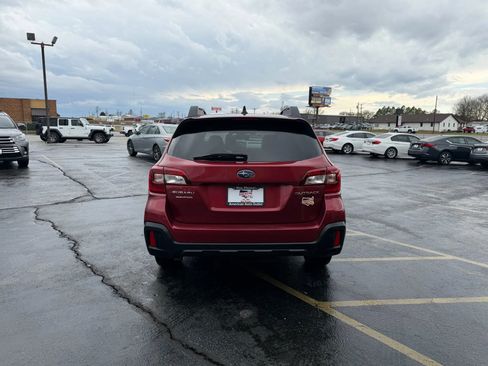 Used 2018 Subaru Outback 2.5i Limited image 8