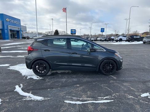 Used 2021 Chevrolet Bolt Premier w/ Infotainment Package image 4