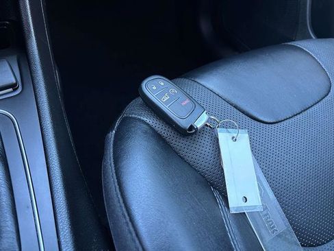 Certified 2021 Jeep Cherokee High Altitude image 29