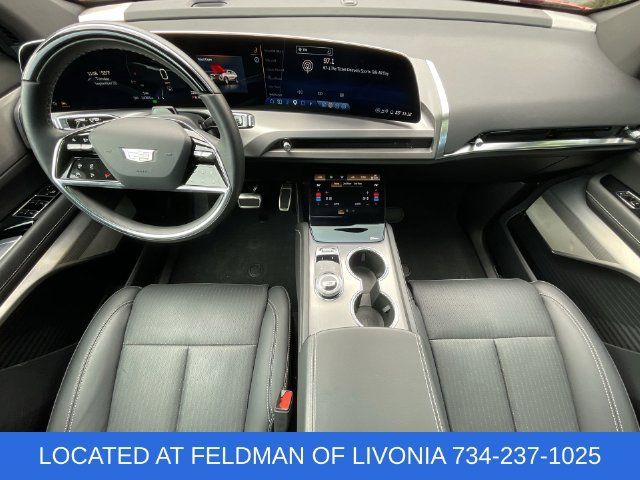 Certified 2026 Cadillac Vistiq Sport w/ LPO, Floor Liner Package AWD/4WD image 20