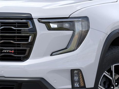 Used 2024 GMC Acadia AT4 w/ Luxury Package image 34