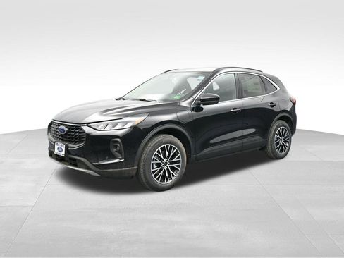 New 2025 Ford Escape SE image 4