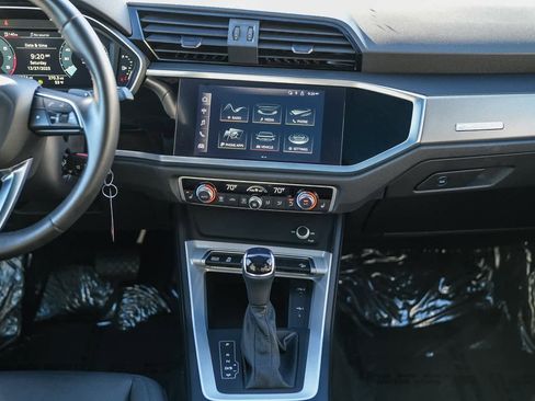 Used 2022 Audi Q3 2.0T Premium image 12