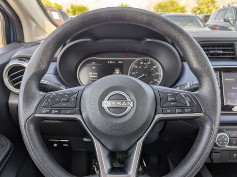 Used 2023 Nissan Versa SV FWD image 18