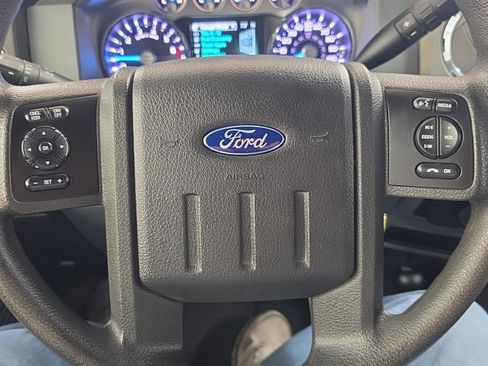 Used 2016 Ford F250 XLT w/ XLT Premium Package image 8