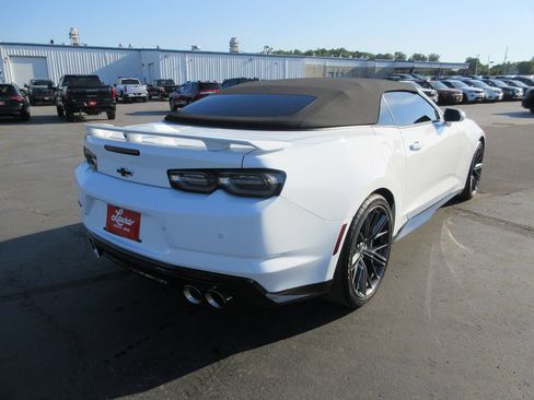 Certified 2022 Chevrolet Camaro ZL1 RWD image 6