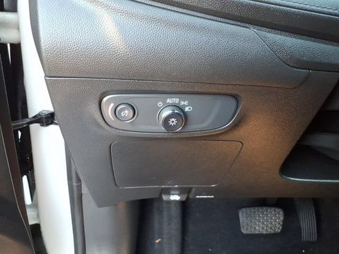 Used 2024 Buick Encore GX Sport Touring w/ Comfort Package AWD/4WD image 28
