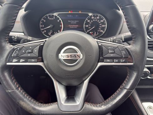 Used 2019 Nissan Altima 2.5 SR image 18