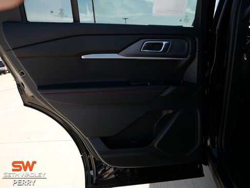 New 2026 Ford Explorer ST-Line w/ Premium Package image 12