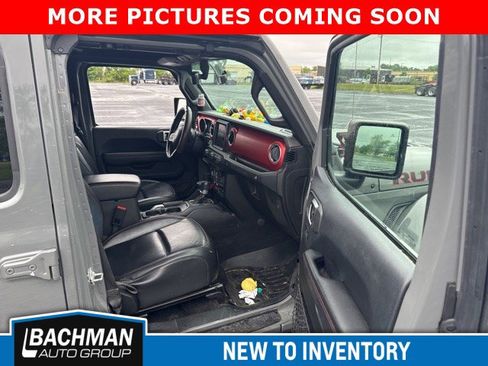 Used 2018 Jeep Wrangler Unlimited Rubicon AWD/4WD image 6