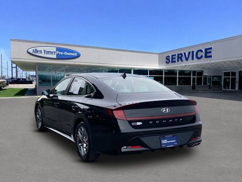 Certified 2023 Hyundai Sonata SEL w/ Cargo Package FWD image 6