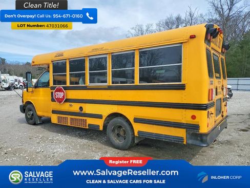 Used 2013 Chevrolet Express 3500 Extended w/ School Bus Package RWD image 4