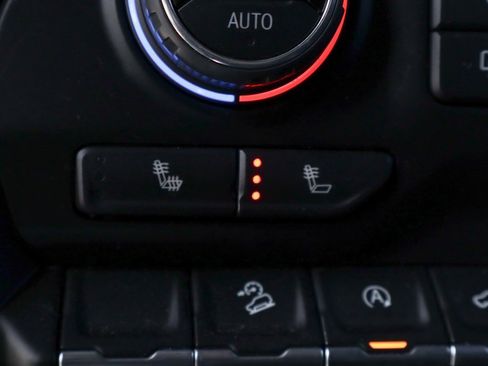 Used 2020 Chevrolet Silverado 1500 LT Trail Boss image 37