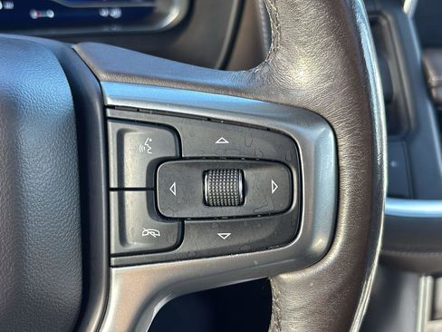 Used 2022 Chevrolet Tahoe Z71 w/ Luxury Package image 31