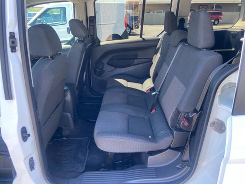 Used 2017 Ford Transit Connect XL image 13
