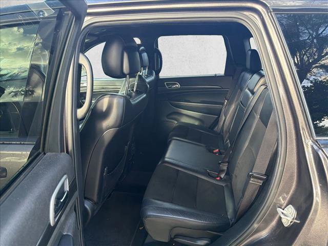 Used 2019 Jeep Grand Cherokee Altitude RWD image 14