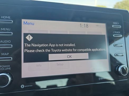 Used 2023 Toyota Camry LE image 21