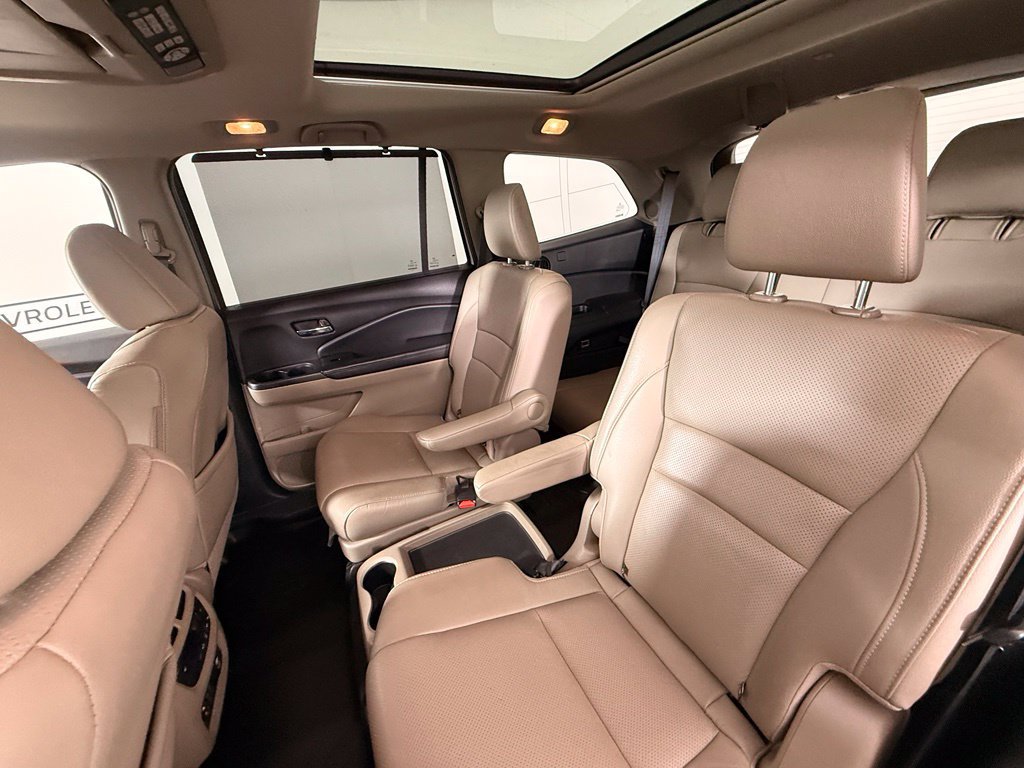 Used 2018 Honda Pilot Elite image 47