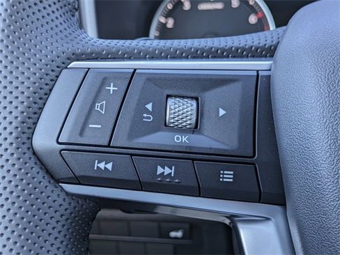 New 2025 Mitsubishi Outlander SE image 28