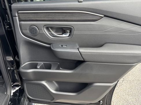 New 2026 Honda Pilot Touring image 34