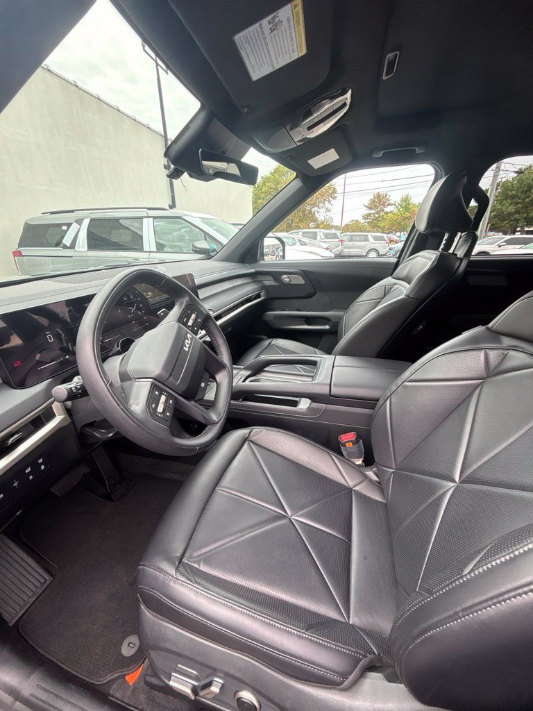 Certified 2027 Kia Telluride EX w/ Towing Package FWD image 12