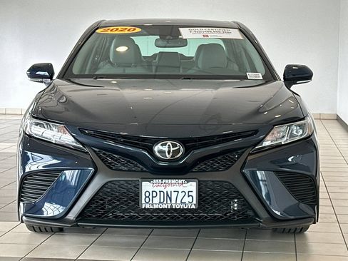 Certified 2020 Toyota Camry SE w/ Convenience Package FWD image 9