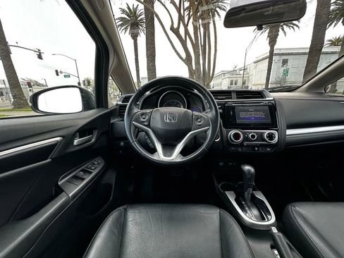 Used 2015 Honda Fit EX image 11
