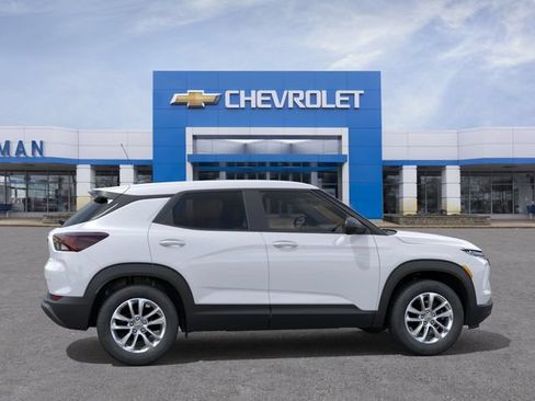 New 2026 Chevrolet TrailBlazer LS w/ LS Convenience Package AWD/4WD image 5