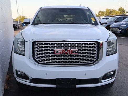 Used 2017 GMC Yukon Denali w/ Open Road Package AWD/4WD image 2