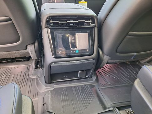 New 2026 Cadillac Escalade IQ Luxury 1 w/ LPO, Floor Liner Package AWD/4WD image 10