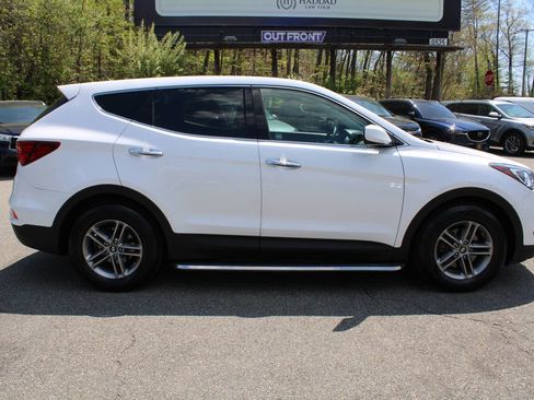 Used 2018 Hyundai Santa Fe Sport AWD/4WD image 6