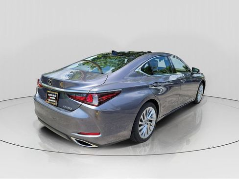 Used 2021 Lexus ES 350 Ultra Luxury FWD image 7