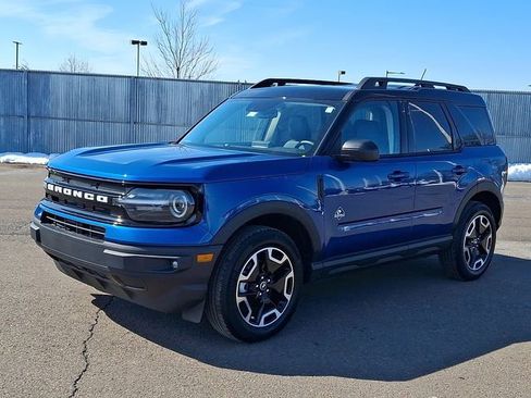 Used 2024 Ford Bronco Sport Outer Banks image 3