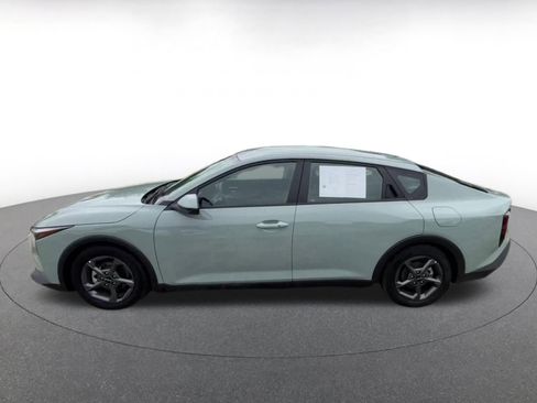 Used 2025 Kia K4 LXS FWD image 9