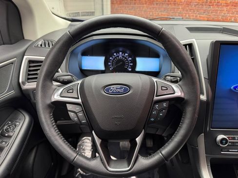 Used 2022 Ford Edge SEL w/ Convenience Package image 14
