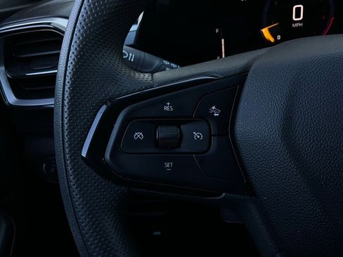 Used 2025 Chevrolet TrailBlazer LT image 29