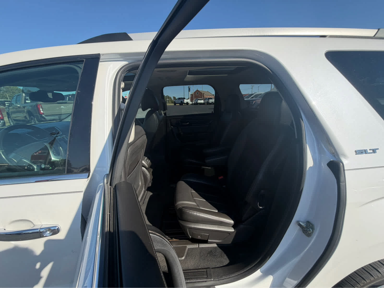 Used 2017 GMC Acadia Limited SLT AWD/4WD image 13
