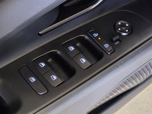 Certified 2025 Hyundai Elantra Sport FWD image 21