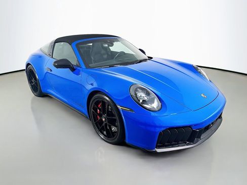 Used 2025 Porsche 911 Targa 4 GTS image 7